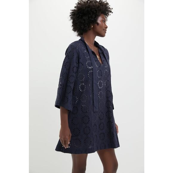 TUCKERNUCK BEACH Navy Eyelet Marseille Coverup Size S NWT Retail $168 Tuckernuck - Picture 6 of 7